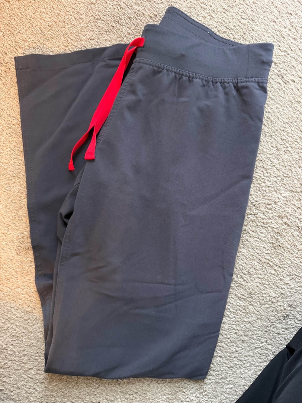 Women’s figs grey Pants with Red Drawstring